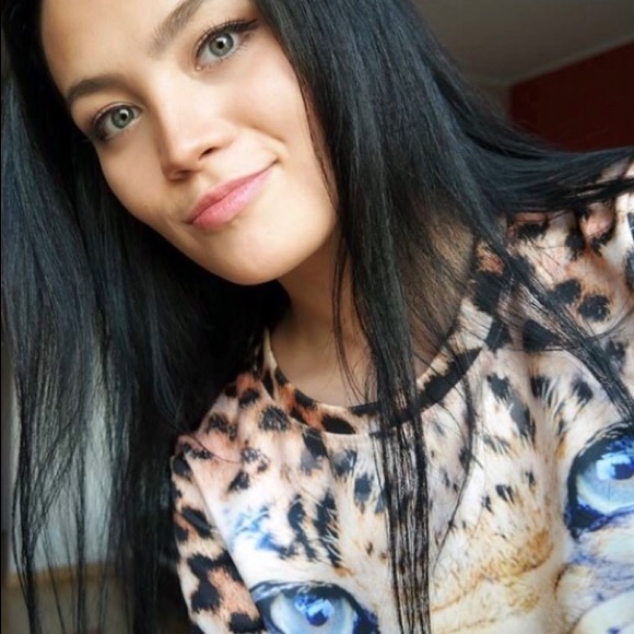 annikaannika